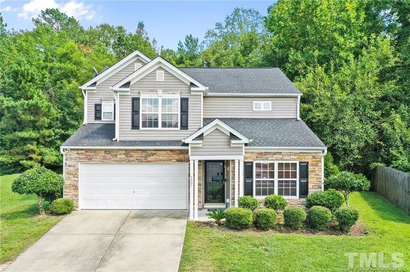 5901 Rivercliff Ct, Raleigh, NC 27610