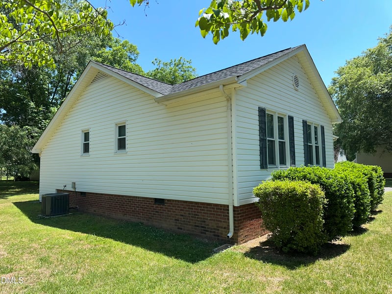 5901 Ten Ten Rd, Apex, NC 27539