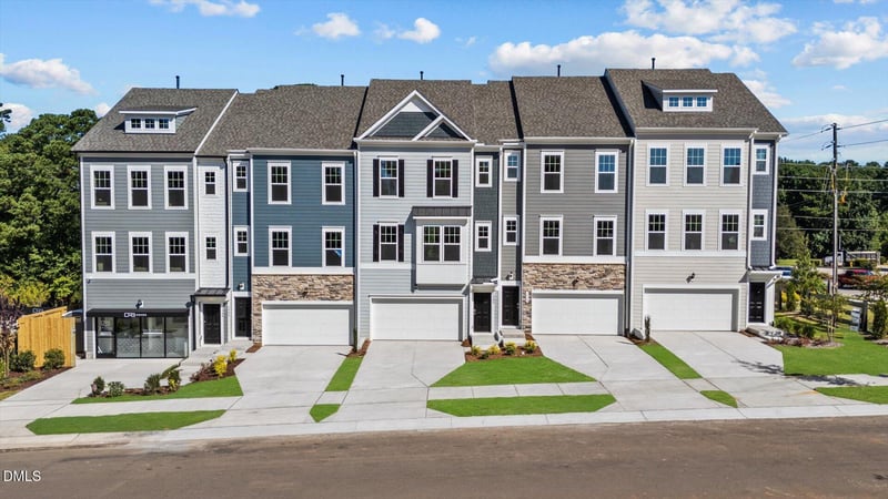 5902 Dunzo Dr, Raleigh, NC 27617