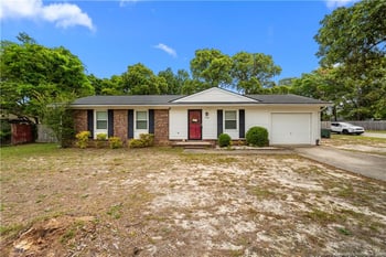 5902 Richfield Ave, Hope Mills, NC 28348