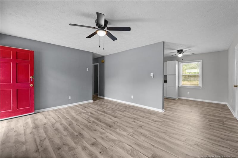 5902 Richfield Ave, Hope Mills, NC 28348