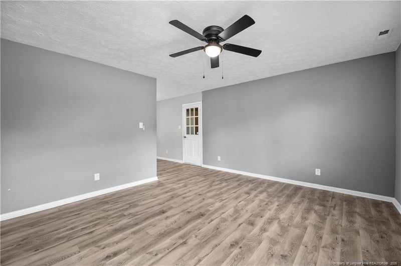 5902 Richfield Ave, Hope Mills, NC 28348