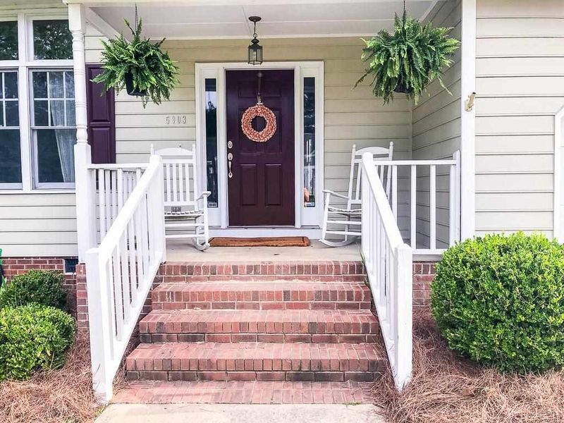 5903 Forest Ridge Dr, Durham, NC 27713