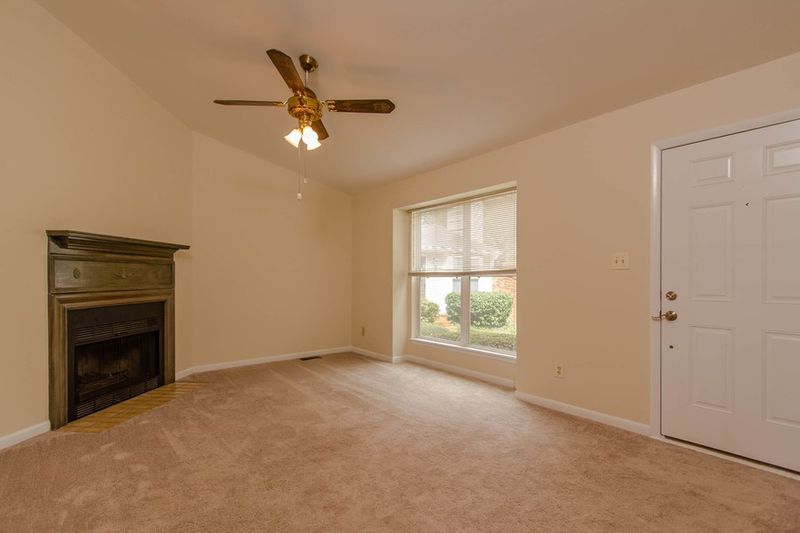 5903 Suncreek Ct, Raleigh, NC 27606