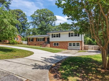 5904 Deblyn Ave, Raleigh, NC 27612