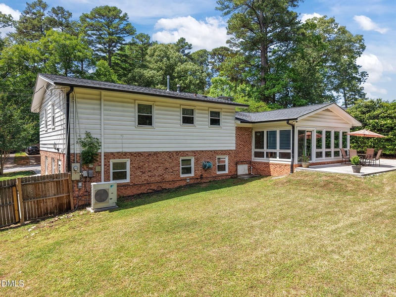 5904 Deblyn Ave, Raleigh, NC 27612