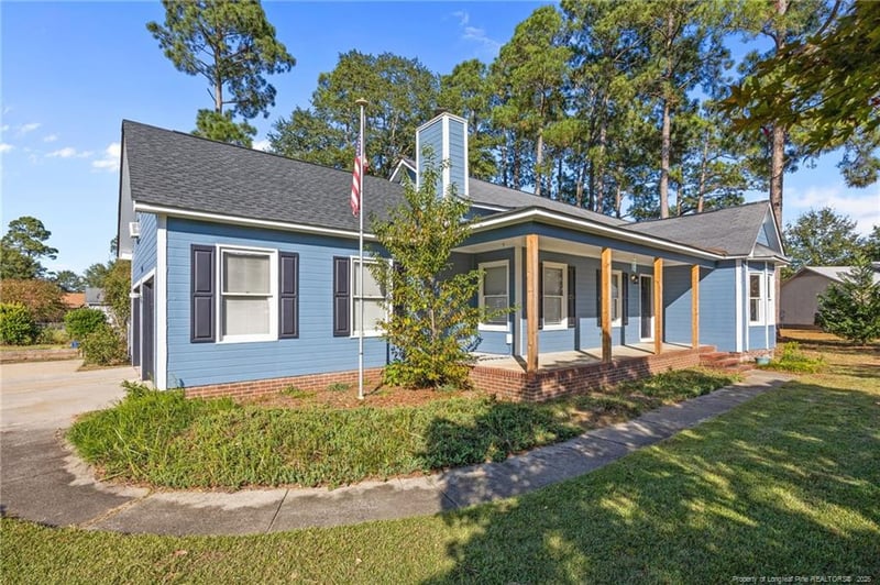 5904 Genesis Ct, Hope Mills, NC 28348