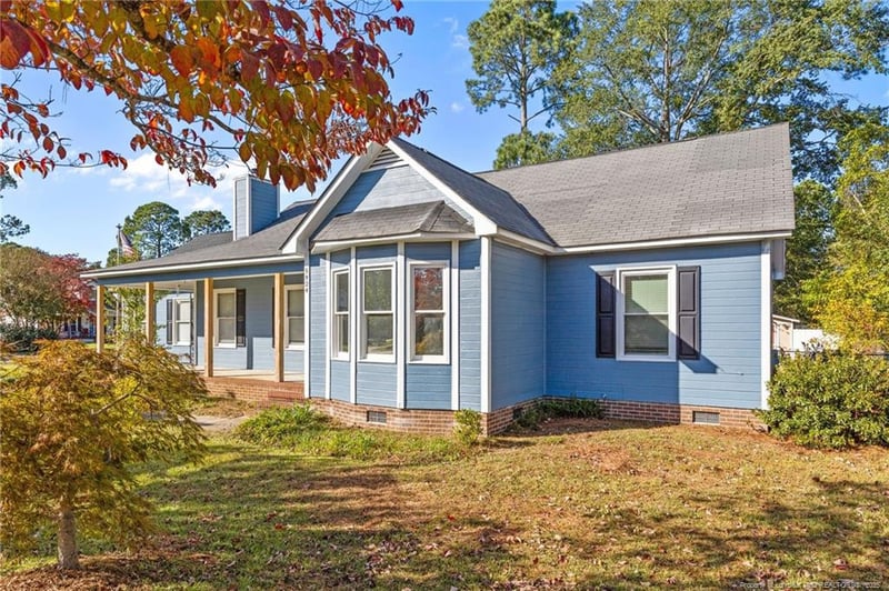 5904 Genesis Ct, Hope Mills, NC 28348