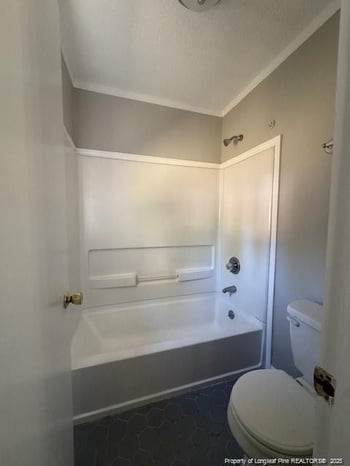 5904 Lake Terrace Ct, Fayetteville, NC 28304