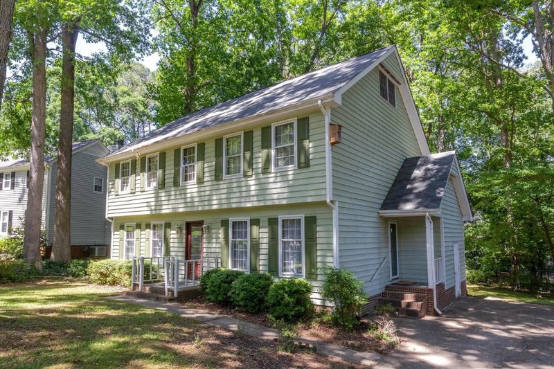 5904 Rondan Cir, Raleigh, NC 27612