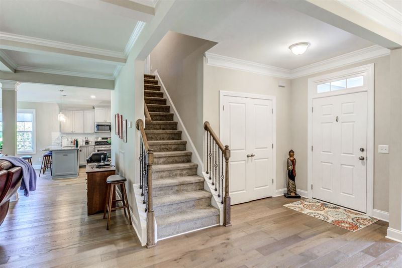 5905 Lunenburg Dr, Raleigh, NC 27603