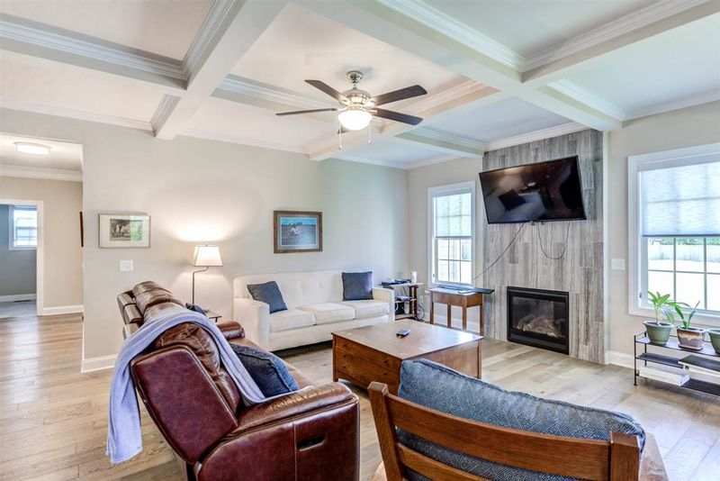 5905 Lunenburg Dr, Raleigh, NC 27603