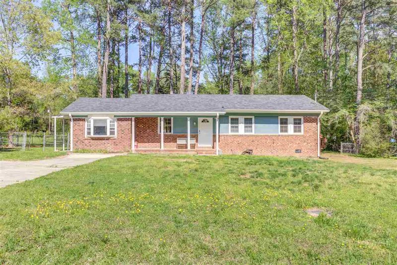 5905 Meadowbrook Rd, Raleigh, NC 27603