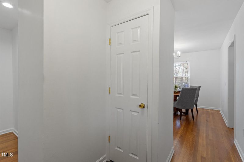 5905 Rangeley Dr, Raleigh, NC 27609