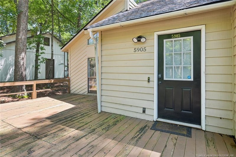 5905 Waters Edge Dr, Fayetteville, NC 28314