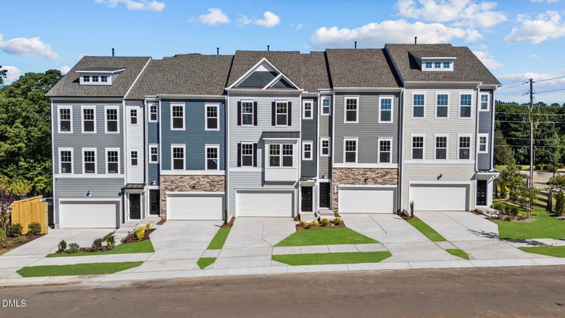 5906 Dunzo Dr, Raleigh, NC 27617
