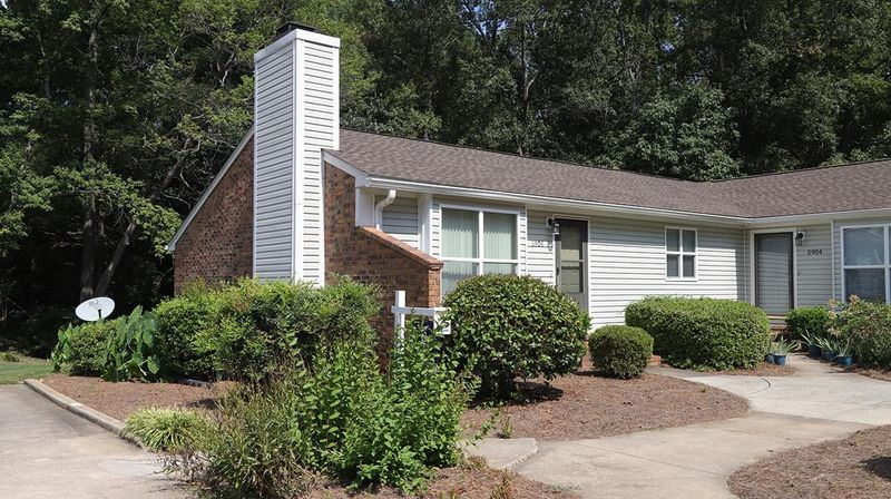5906 Westcreek Pl, Raleigh, NC 27606