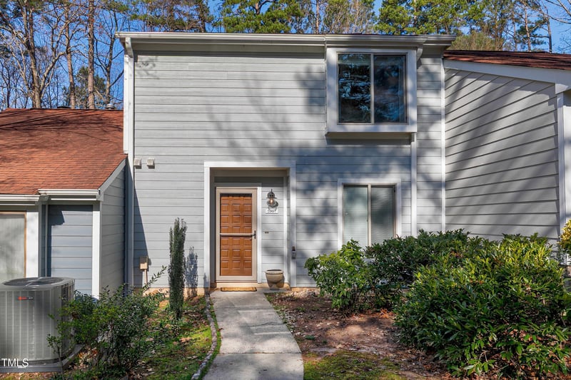 5907 Carmel Ln, Raleigh, NC 27609