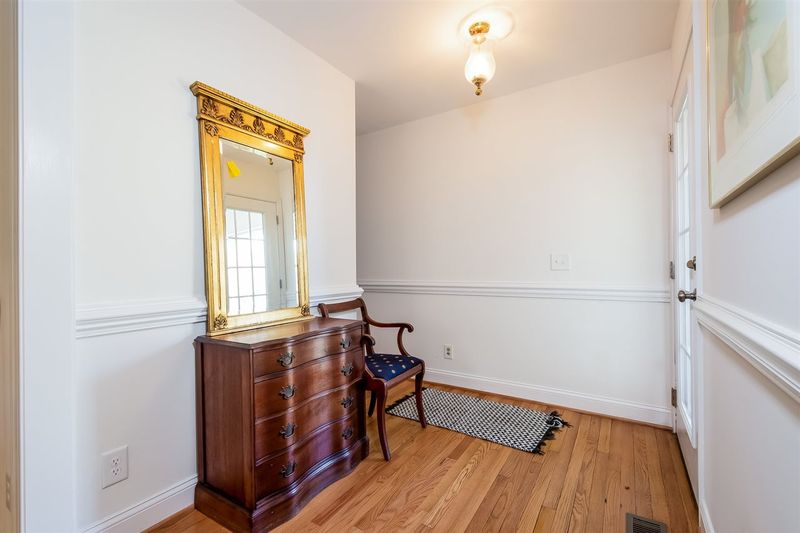 5908 Caledonia St, Raleigh, NC 27609