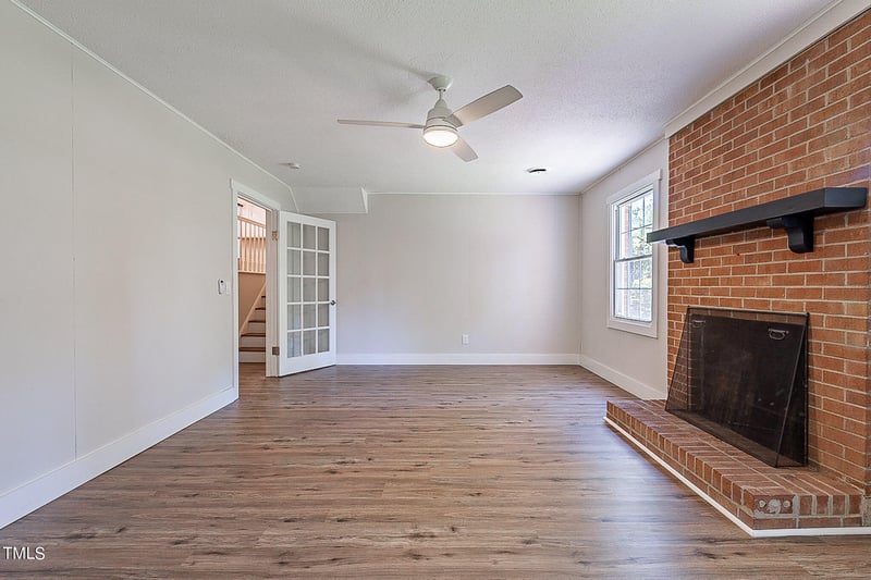 5908 Crepe Myrtle Ct, Raleigh, NC 27609