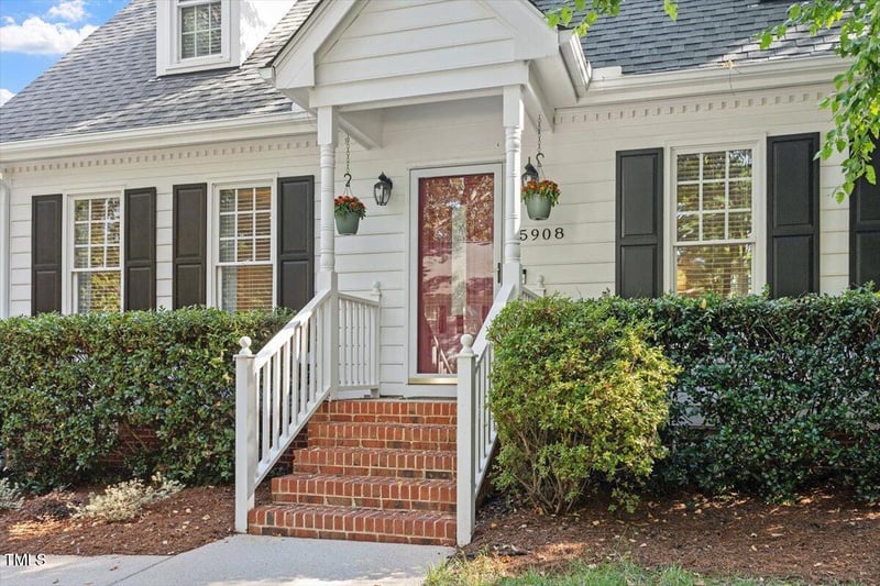 5908 Danville Dr, Raleigh, NC 27612