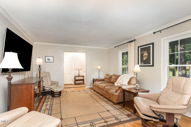 5908 Deblyn Ave, Raleigh, NC 27612