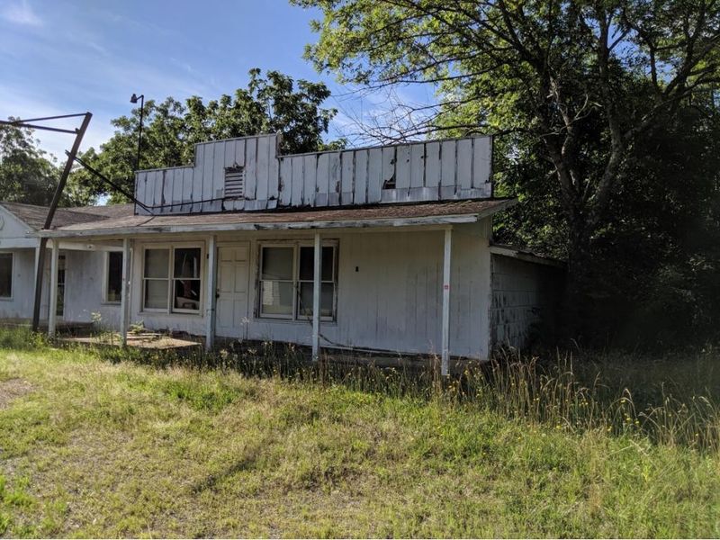 5908 S Nc Highway 62, Burlington, NC 27215