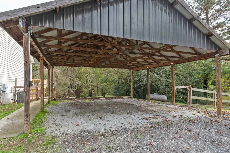 5908 River Rd, Fuquay Varina, NC 27526
