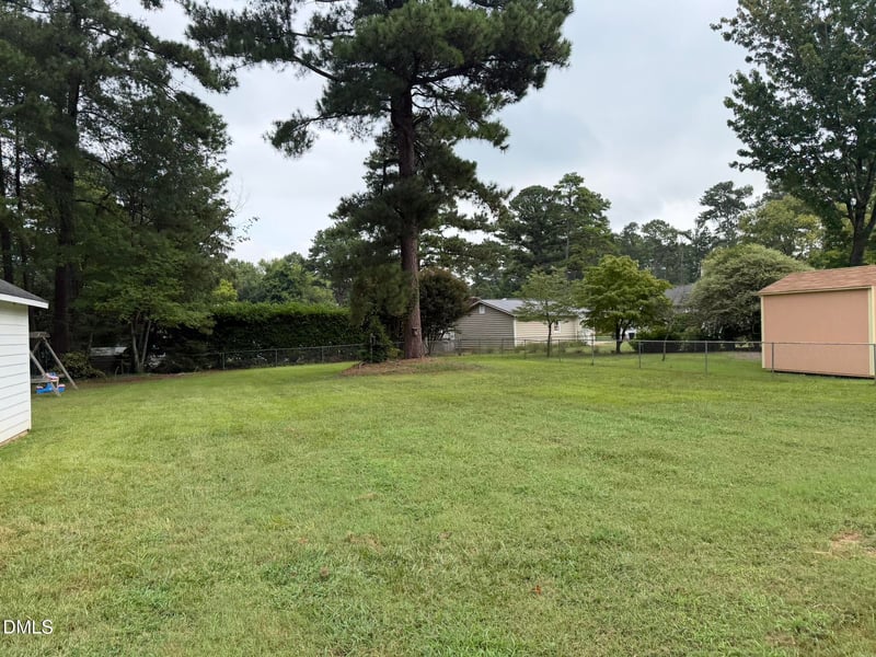 5908 Valley Estates Dr, Raleigh, NC 27612