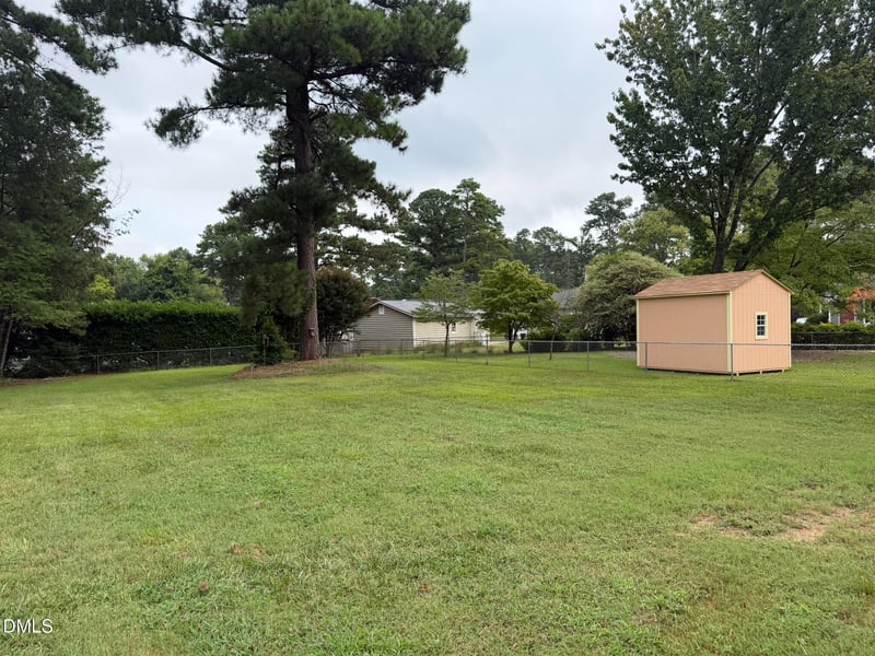 5908 Valley Estates Dr, Raleigh, NC 27612