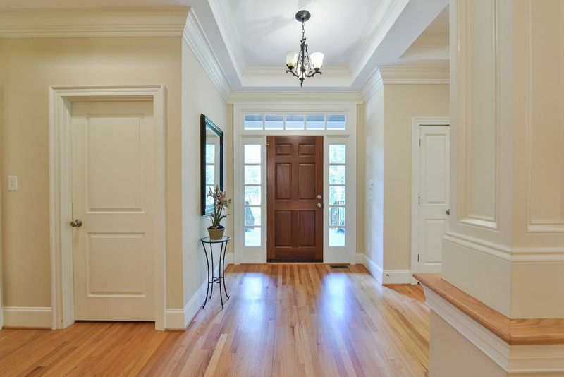 5909 Beech Bluff Ln, Durham, NC 27705