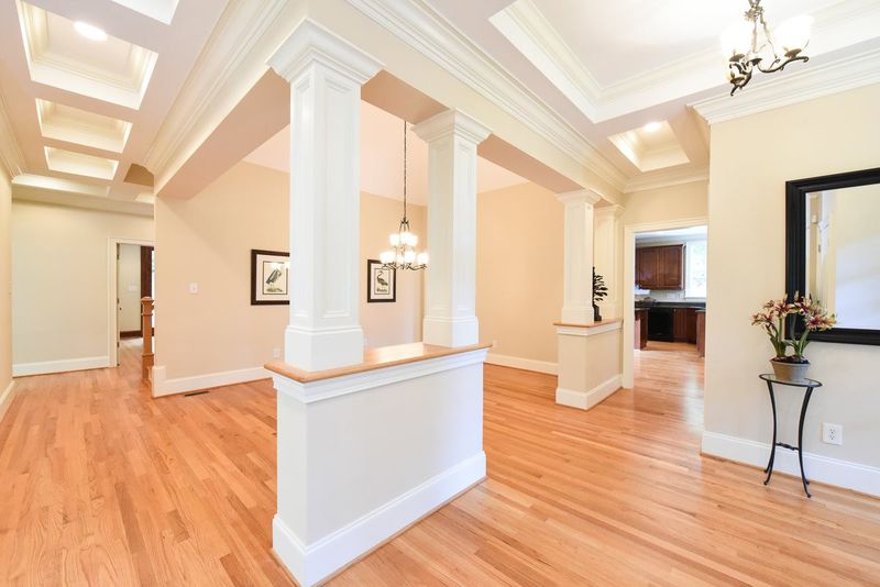 5909 Beech Bluff Ln, Durham, NC 27705
