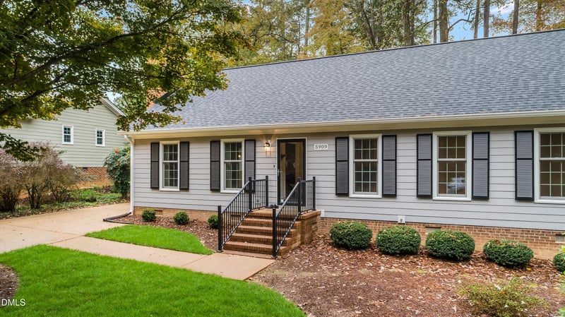5909 Brushwood Ct, Raleigh, NC 27612