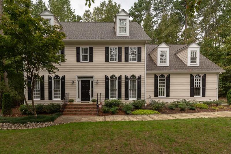 5909 N Hawthorne Way, Raleigh, NC 27613