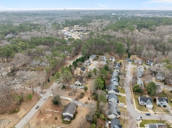 5909 Lead Mine Rd, Raleigh, NC 27612