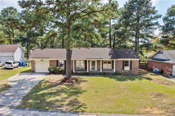 5909 Waterdale Ct, Fayetteville, NC 28304