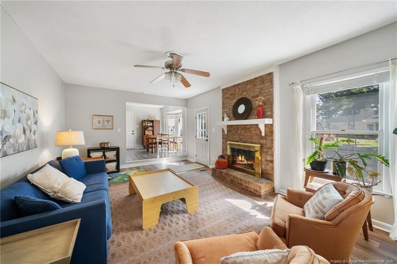 5909 Waterdale Ct, Fayetteville, NC 28304