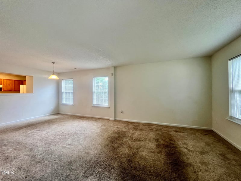 5911 Endsley Ct, Raleigh, NC 27610