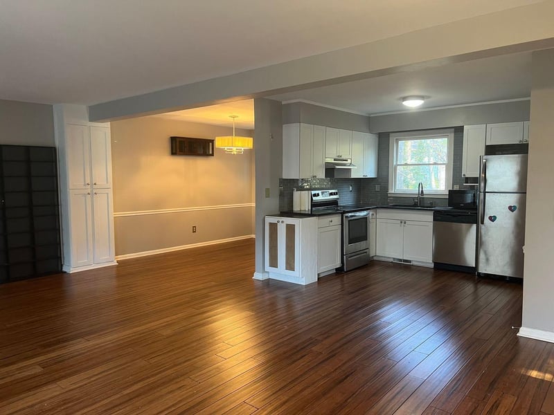 5912 Pine Tree Ct, Raleigh, NC 27609