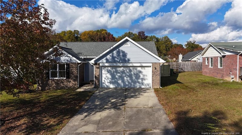 5912 Unaka Ct, Fayetteville, NC 28306