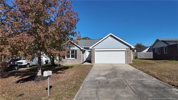 5912 Unaka Ct, Fayetteville, NC 28306