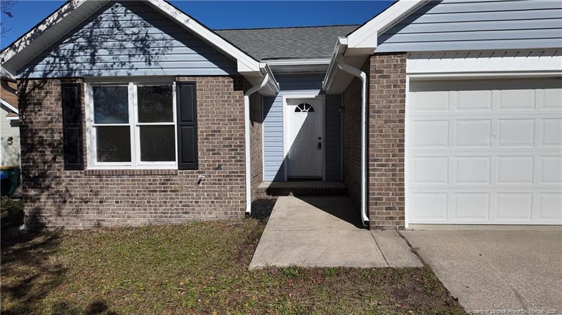 5912 Unaka Ct, Fayetteville, NC 28306