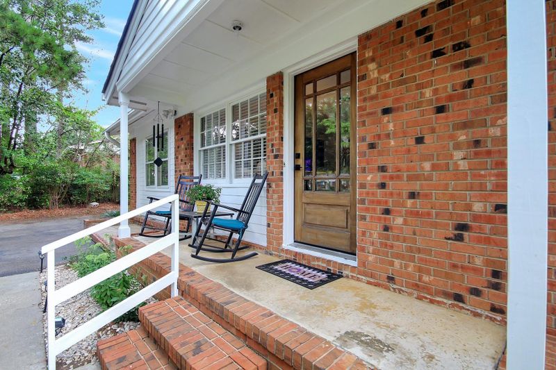 5913 Meadowbrook Rd, Raleigh, NC 27603