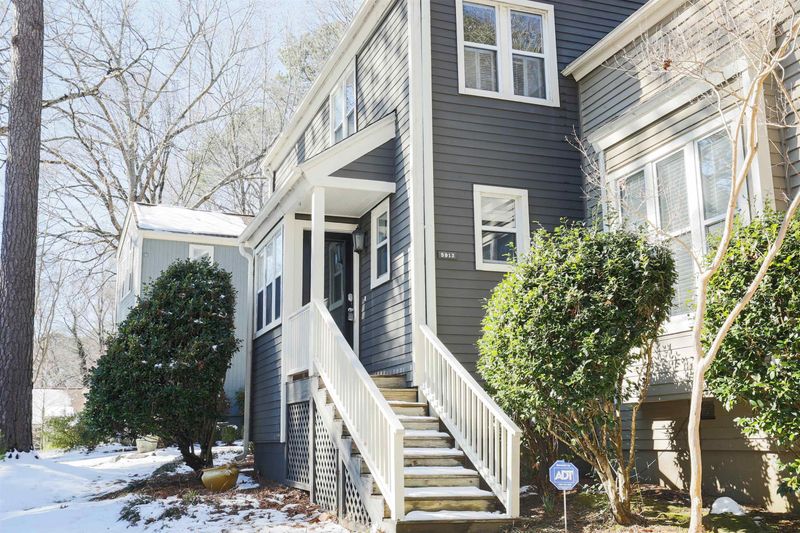 5913 Sentinel Dr, Raleigh, NC 27609