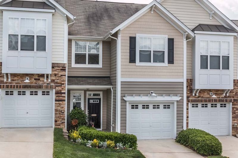 5914 Black Marble Ct, Raleigh, NC 27612
