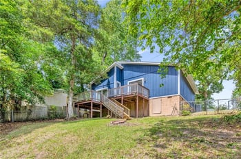 5915 Laguna Dr, Fayetteville, NC 28314