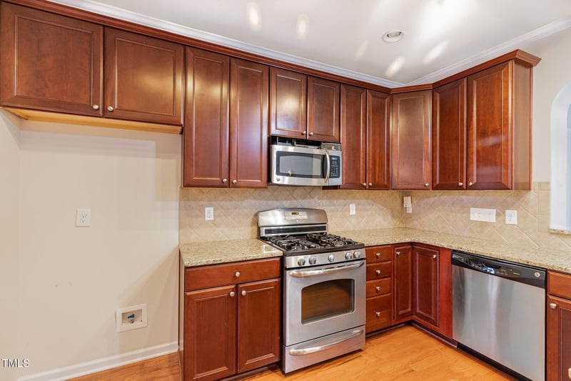 5916 Longeria Ct, Raleigh, NC 27612