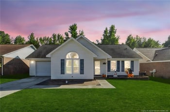 5917 Bloomsbury Dr, Fayetteville, NC 28306