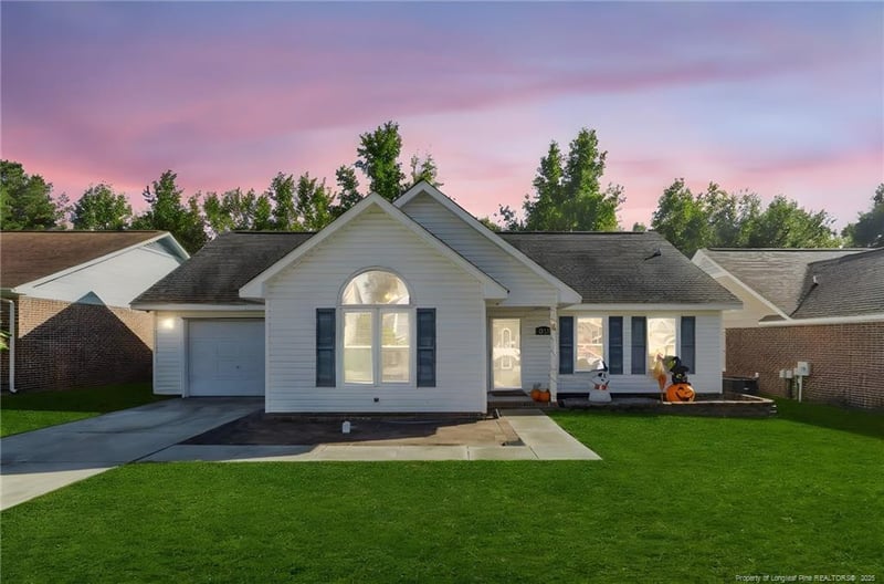 5917 Bloomsbury Dr, Fayetteville, NC 28306