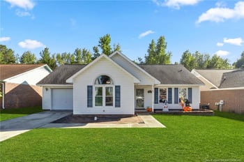 5917 Bloomsbury Dr, Fayetteville, NC 28306